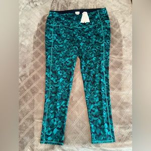 Chico’s Zenergy So Slimming Pocket Legging